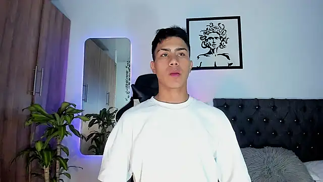 AlanNaughty live sex cam