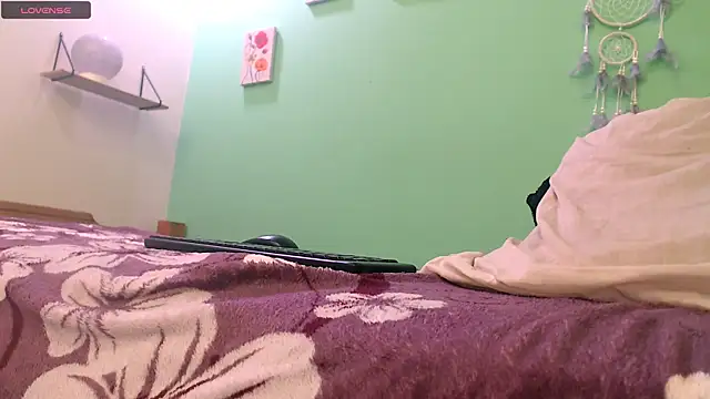 alisontitsmilk19's cam snapshot