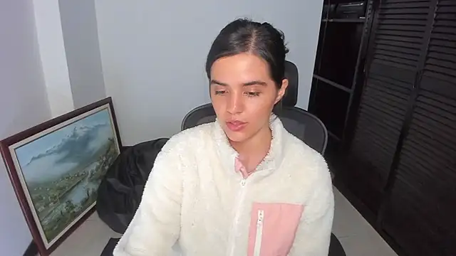 mia_collins_x's cam snapshot