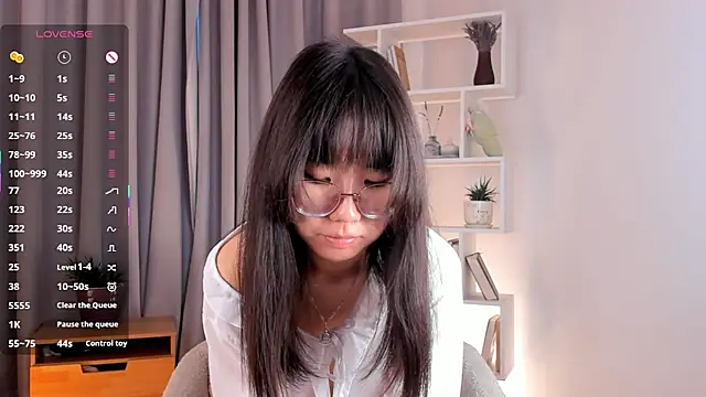 UdelaDodson's cam snapshot