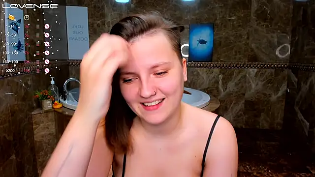 MelindaTin's cam snapshot