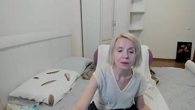 aminalive's cam snapshot