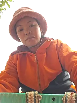 miomio-12's cam snapshot