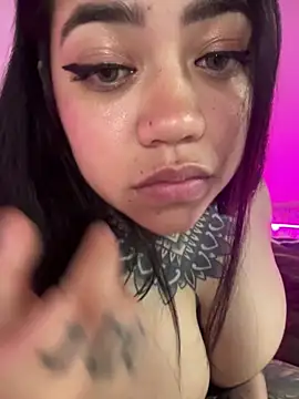 aliensexy's cam snapshot