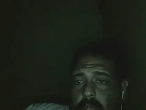 elpoop7305's cam snapshot