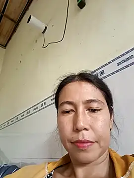 2HotAsain4u live sex cam