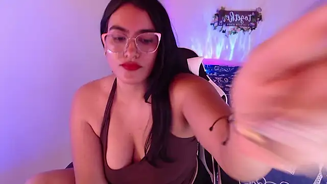 isabella_aristi03's cam snapshot