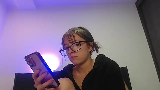 Aurora_blossom__'s cam snapshot