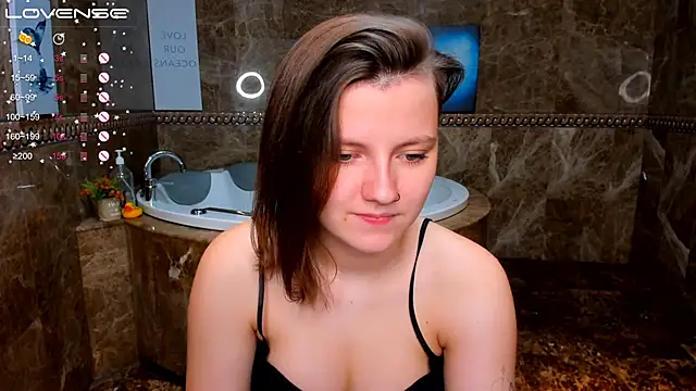 MelindaTin's cam snapshot