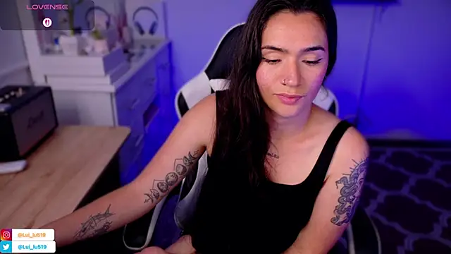 ImLui_lu's cam snapshot