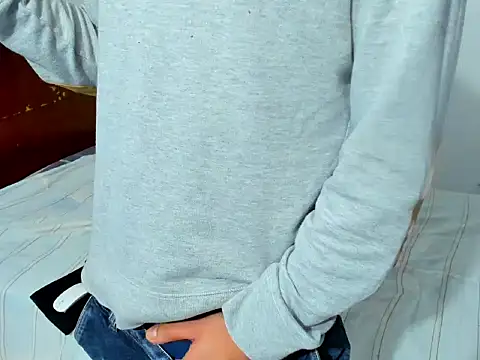 Chandler_ken's cam snapshot