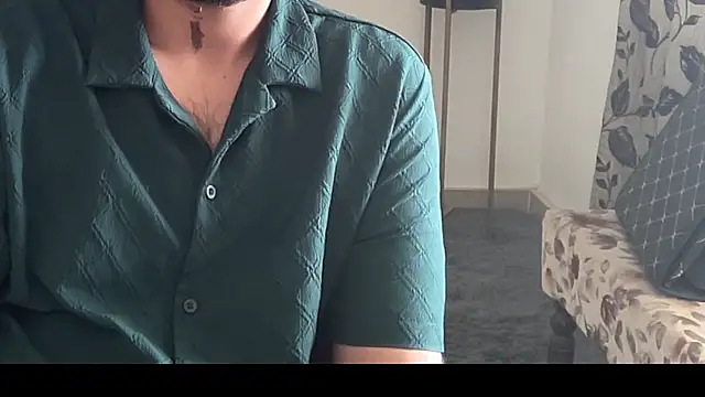 MakeMeAwareAah's cam snapshot