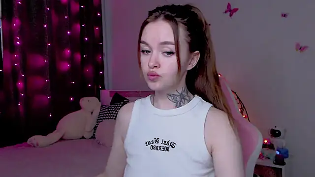 Naughty_Mable's cam snapshot