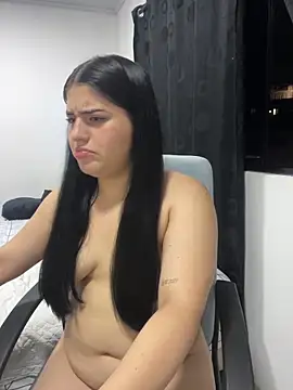 pareja_curiosa19's cam snapshot