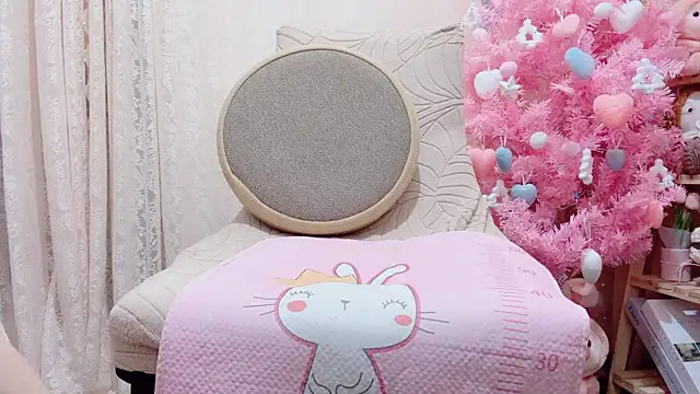 Rellababyy's cam snapshot