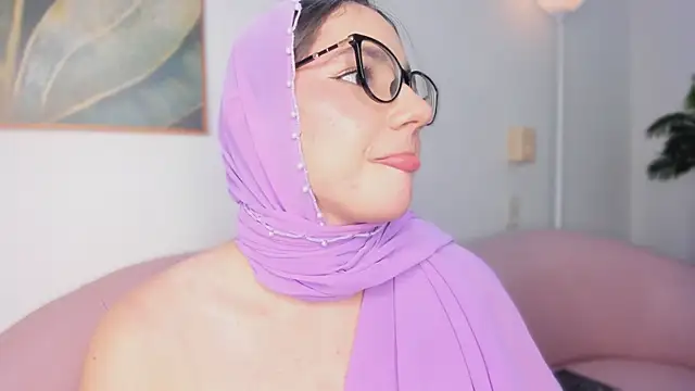 Ayha_khalaf live sex cam