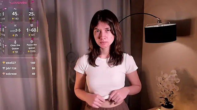 MarilynMun live sex cam