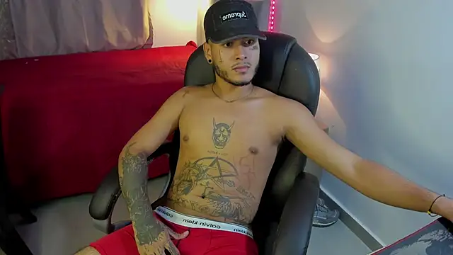 master_evil07 live sex cam