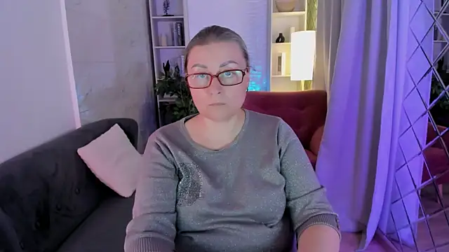 AlexandraKind live sex cam