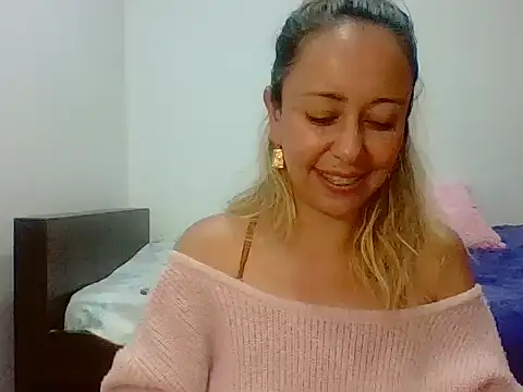 leah_susman's cam snapshot