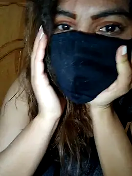 ghadiraa's cam snapshot