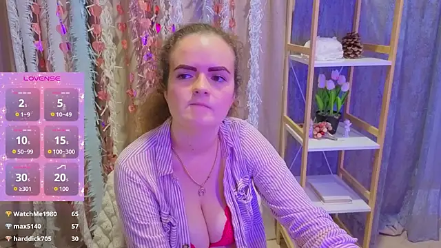 Luisa_Rosee's cam snapshot