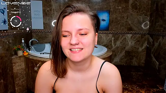 MelindaTin's cam snapshot