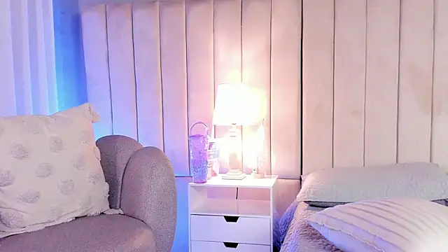 Paulina_Monroy live sex cam