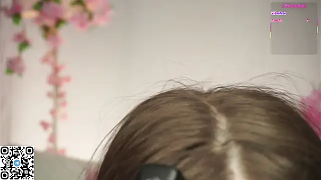 AmiLewis live sex cam