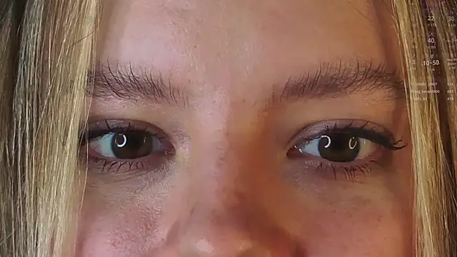 TiffinyMergist live sex cam