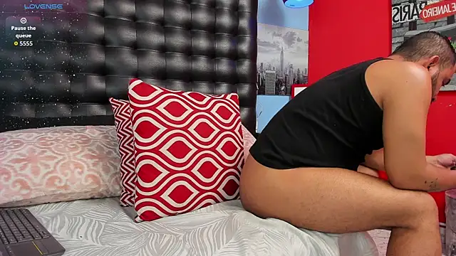 THIAGOXBIG live sex cam