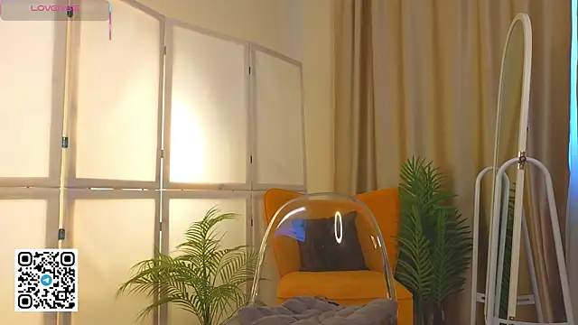 EsyaMeglin's cam snapshot