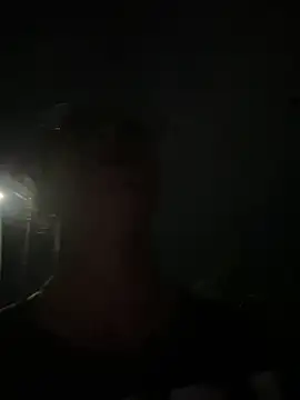 SAMANTHA_AND_PETER's cam snapshot