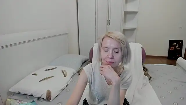 aminalive's cam snapshot