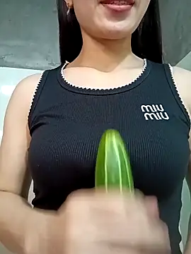 Vyvyy06's cam snapshot