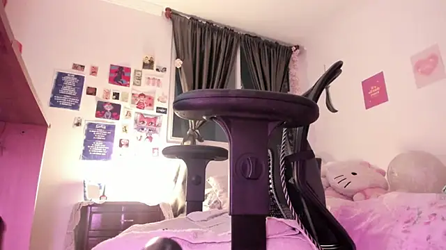 StephaniFox's cam snapshot