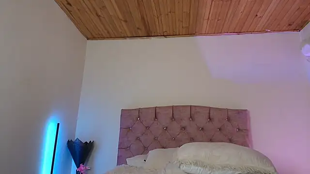 miaa_saenz1's cam snapshot