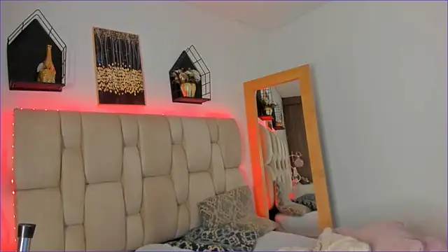 kayla-ada0's cam snapshot