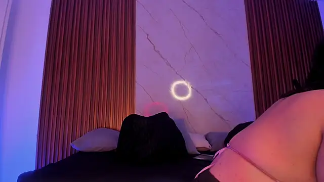 Emiilycollins's web cam