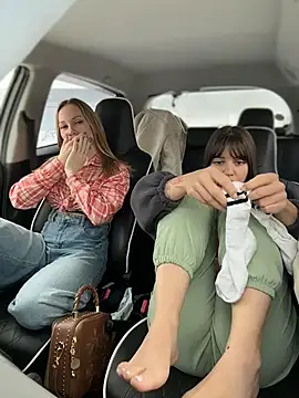 LavenderHot's cam snapshot