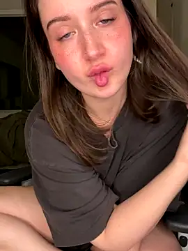 nerdynina's cam snapshot