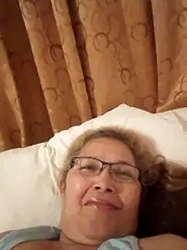 Cessi50 live sex cam