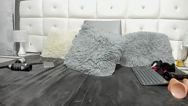 DayannaBronx's cam snapshot