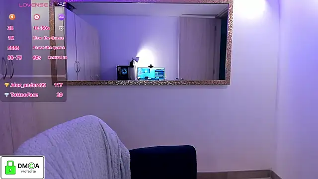 EricaVanderhill live sex cam