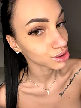 ilariea_girl live sex cam