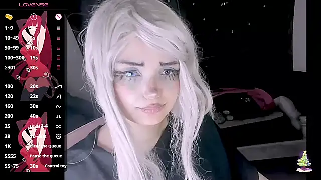 Honeyapplealaska live sex cam