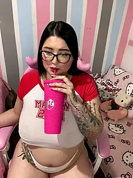 Madiiison333's cam snapshot