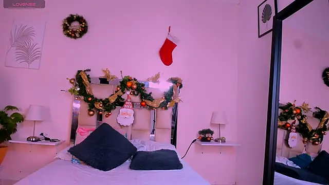 girlcaandy's cam snapshot