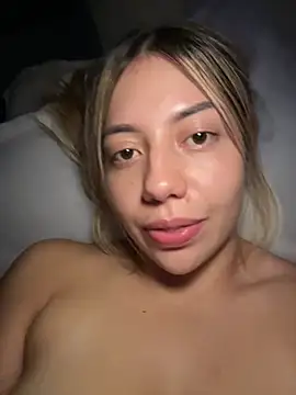 MissCat_'s cam snapshot