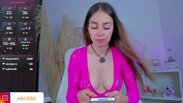 shannel_moss__'s cam snapshot